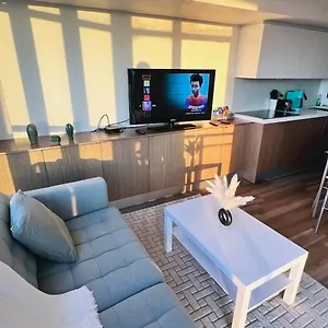 Cozy In Downtown + Free Parking Appartement Toronto