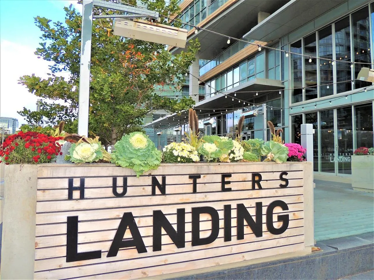 Tvhr - Luxury Condos In Heart Of Downtown Toronto Apartment