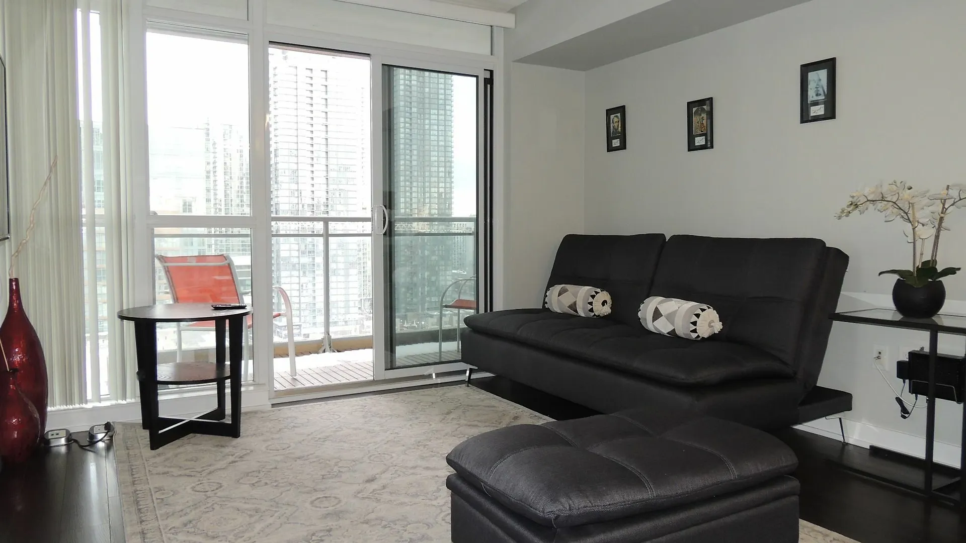 Apartment Tvhr - Luxury Condos In Heart Of Downtown Toronto Canada