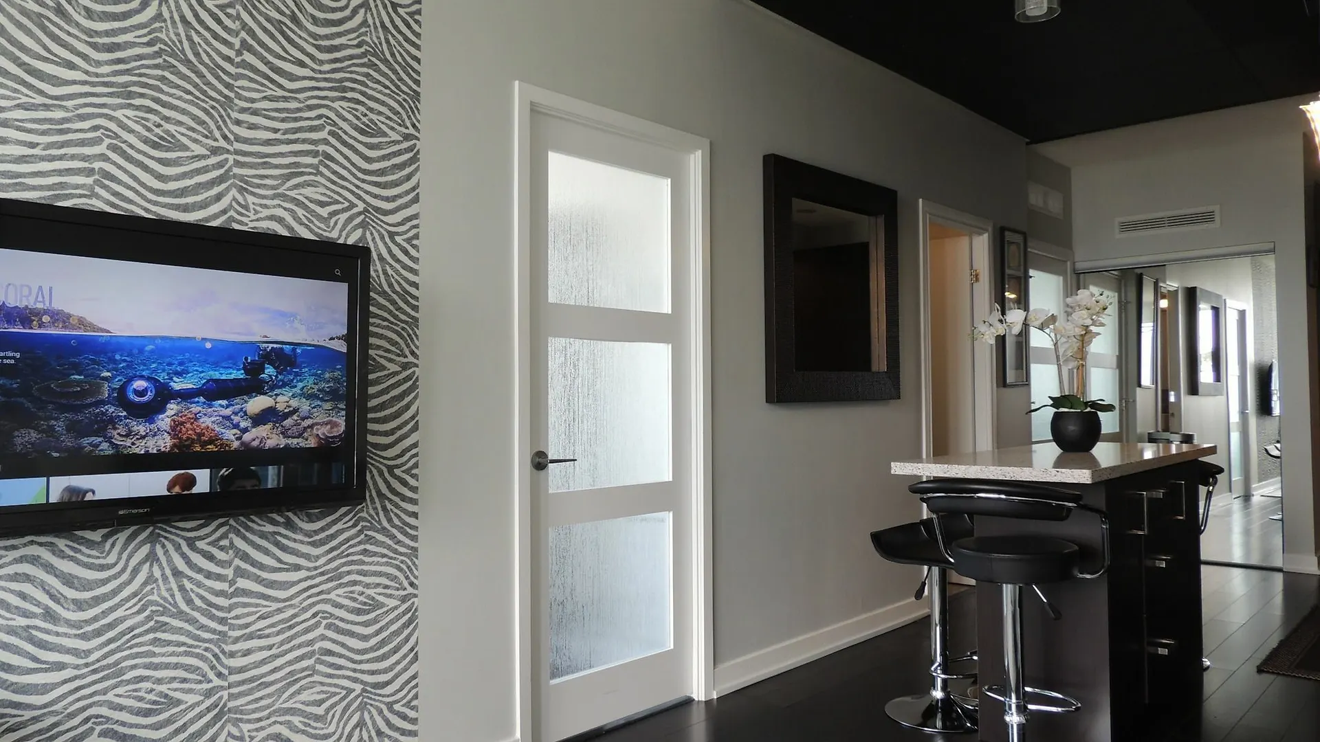 Apartment Tvhr - Luxury Condos In Heart Of Downtown Toronto Canada