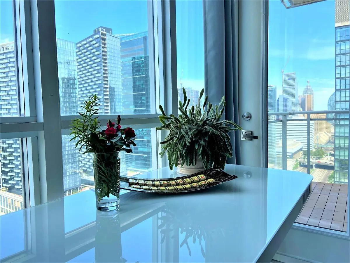 Tvhr - Luxury Condos In Heart Of Downtown Toronto 0*,  Canadá