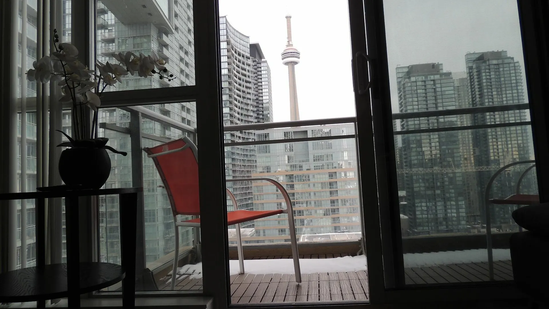 Apartamento Tvhr - Luxury Condos In Heart Of Downtown Toronto