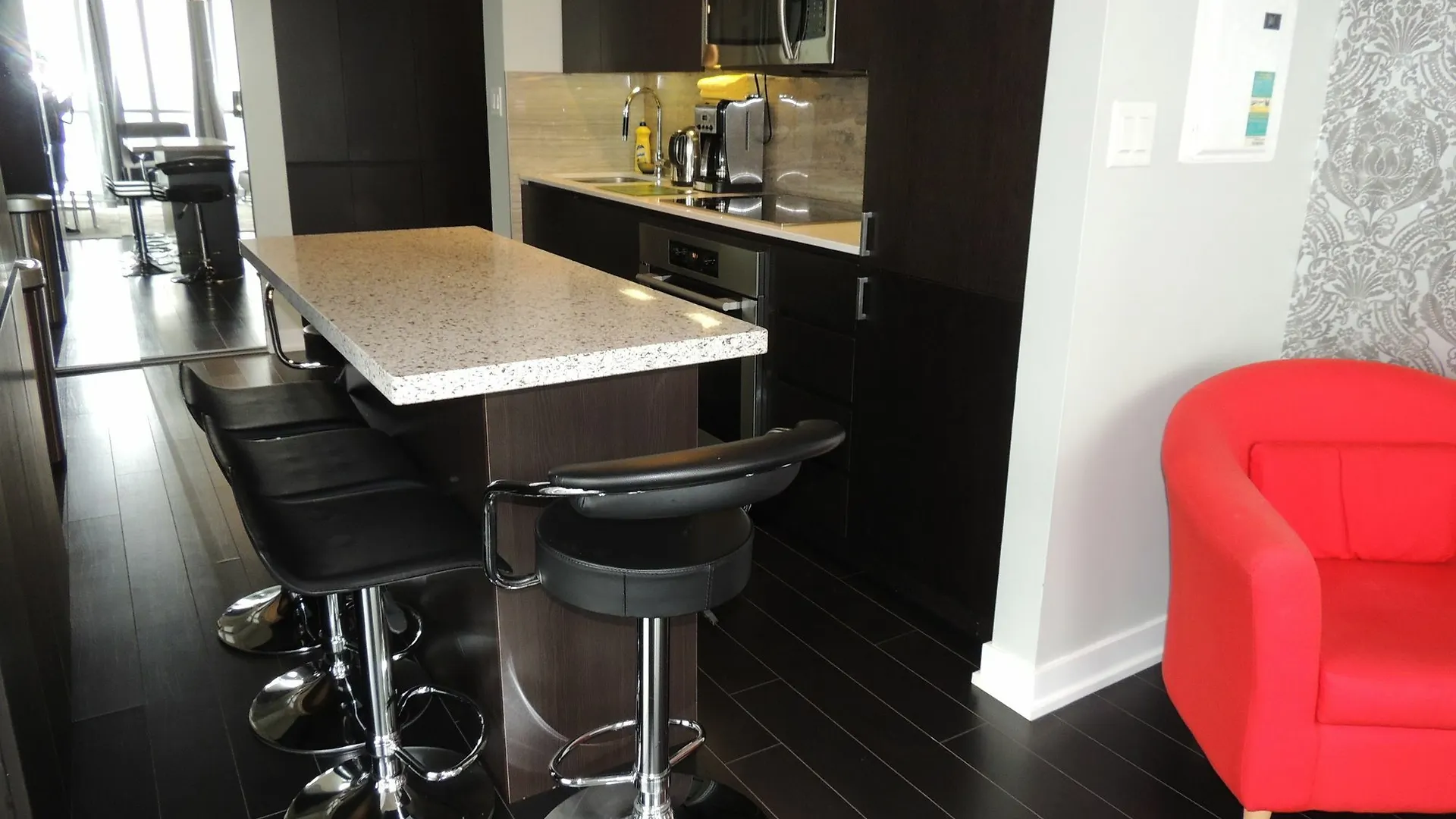 Apartamento Tvhr - Luxury Condos In Heart Of Downtown Toronto